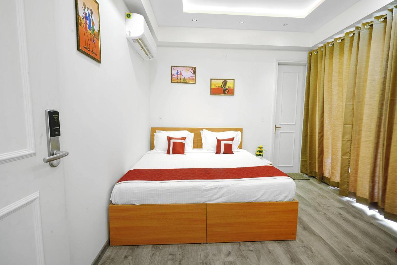 Hotel Octave Orchid Vista à Gurgaon Extérieur photo