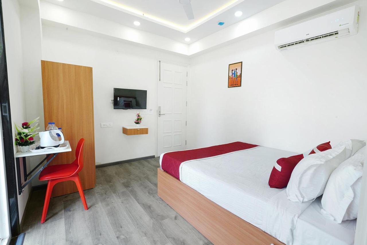 Hotel Octave Orchid Vista à Gurgaon Extérieur photo